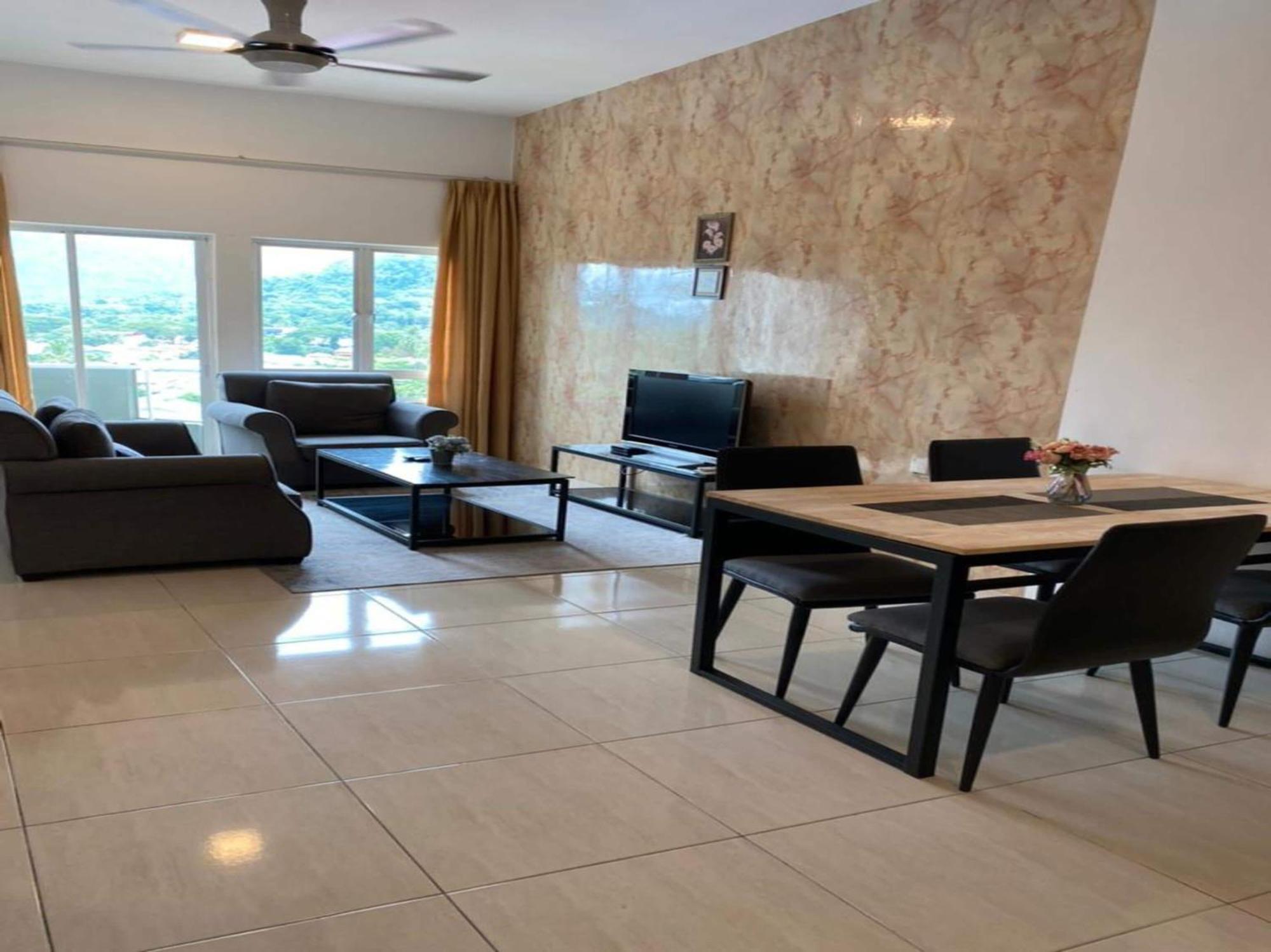 Oyo 91086 Bayu Service Apartment Kuah Exterior photo